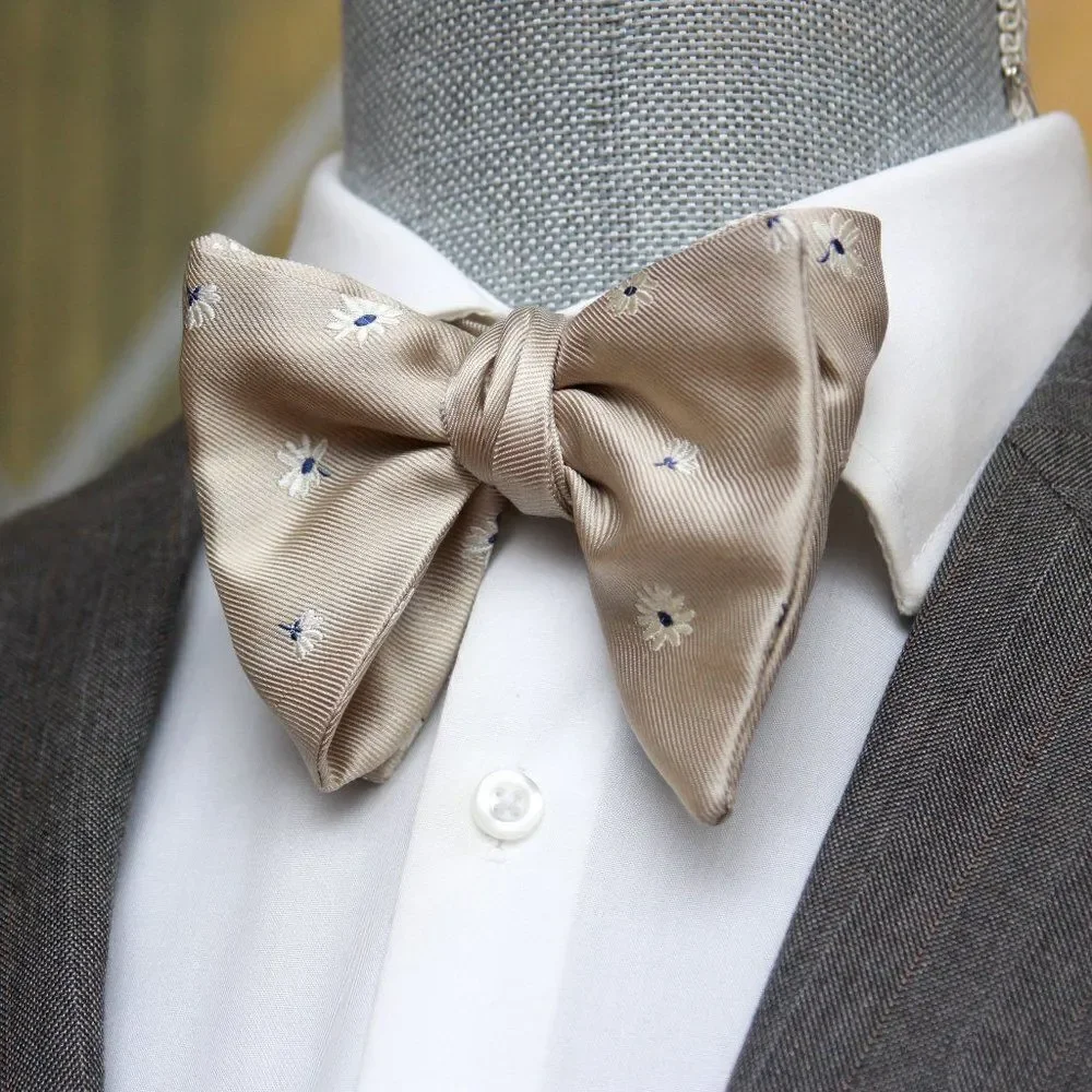Men's Self-tied Bow Tie‎ 100%Silk Big Butterfly Beige Blue Floral S675
